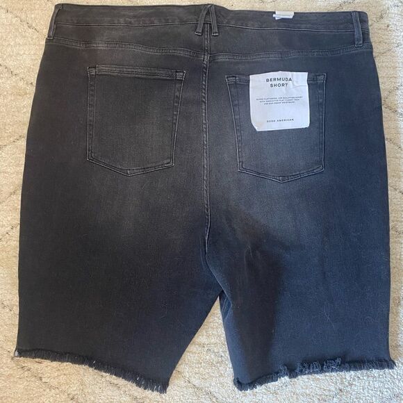 Good American Bermuda Shorts Plus Size 26 - Picture 3 of 4